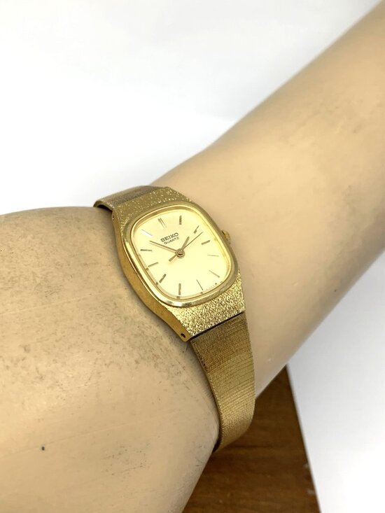 Seiko Women\'s Watch 3421-5059 Quartz Petite Tank Rectangle Gold Tone Steel main image 10
